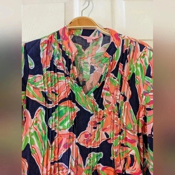 Lilly Pulitzer Navy Floral Sarasota Tunic Size XXS - Picture 2 of 4